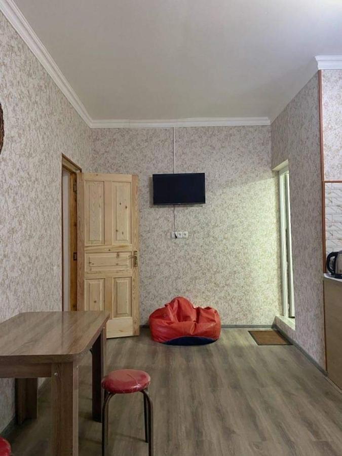 קאחתי Achela'S Guesthouse מראה חיצוני תמונה